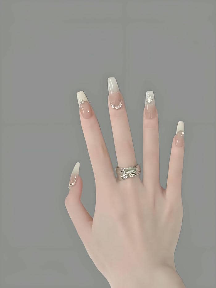 ảnh mẫu nail cô dâu đẹp