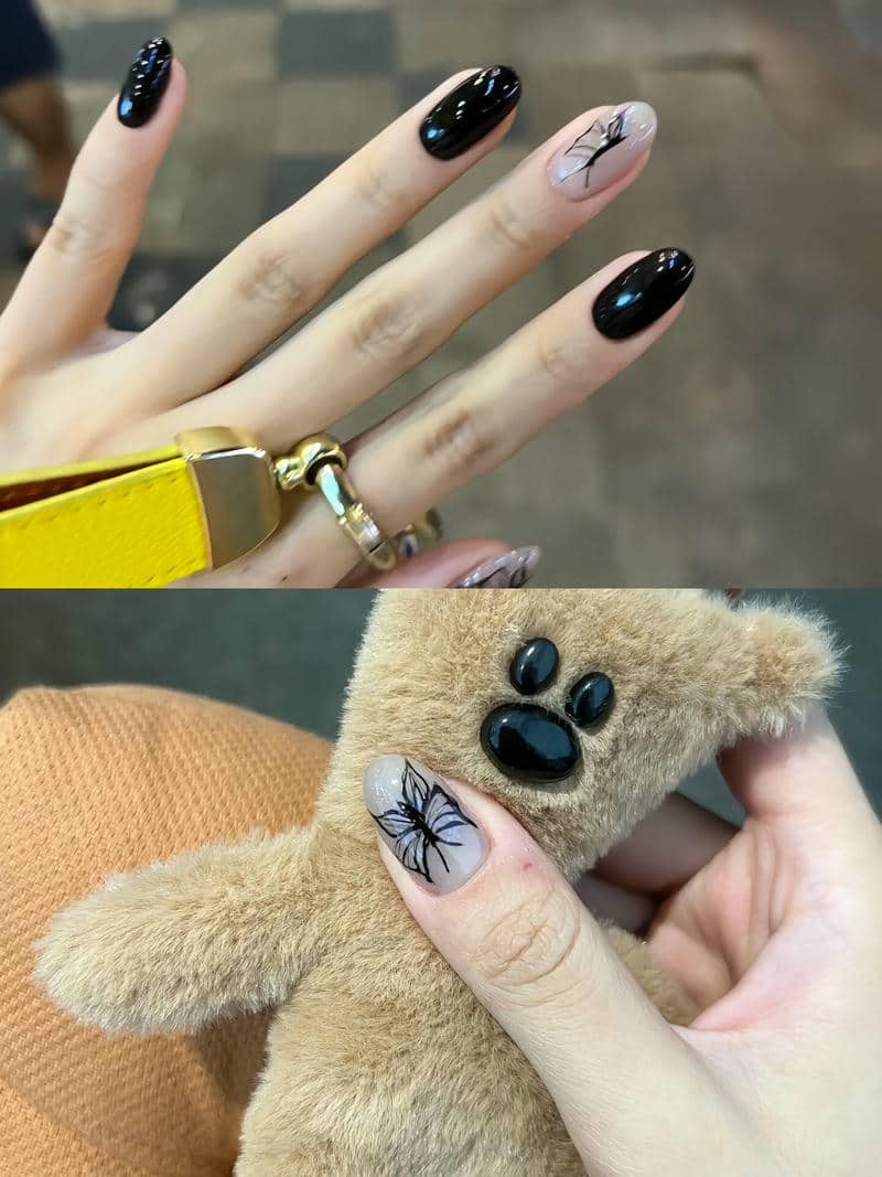 ảnh mẫu nail đen đơn giản, đẹp