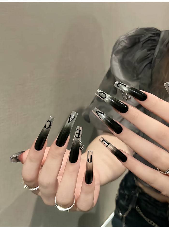 ảnh mẫu nail đẹp cá tính