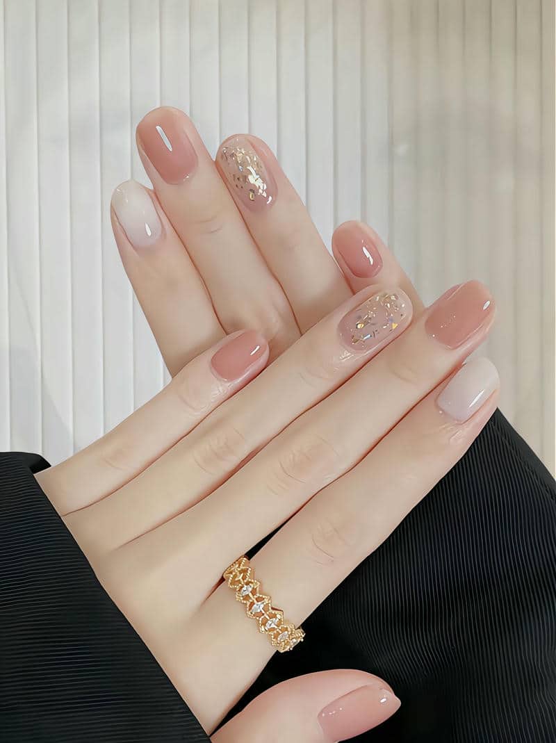 ảnh mẫu nail đơn giản nhẹ nhàng cho móng ngắn