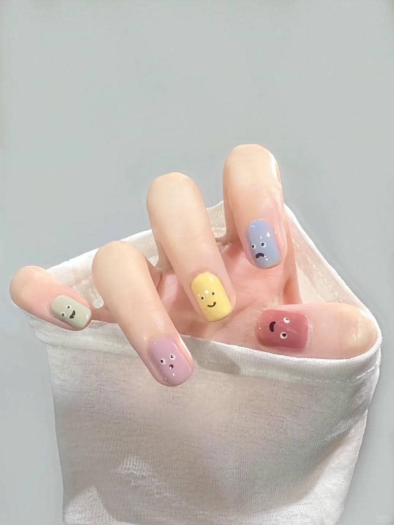 ảnh mẫu nail hài hước đơn giản