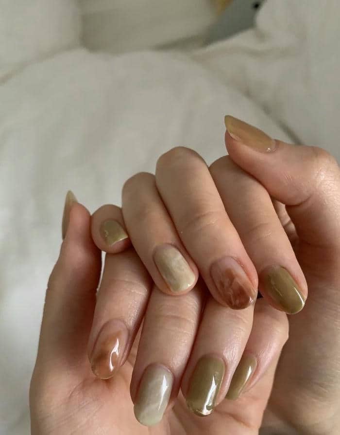 ảnh mẫu nail loang vân đá đơn giản