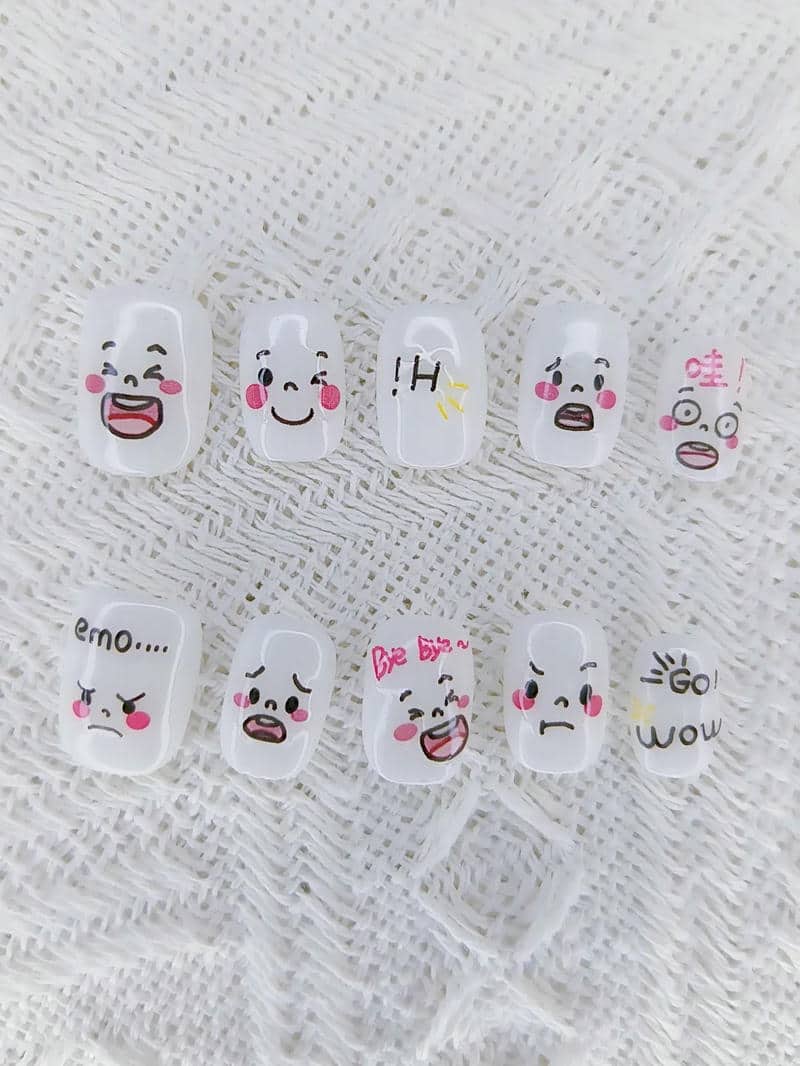 ảnh mẫu nail mặt cười đáng yêu