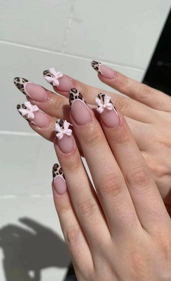 ảnh mẫu nail nơ đáng yêu
