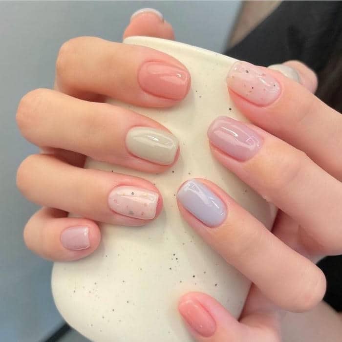 ảnh mẫu nail trơn phối màu