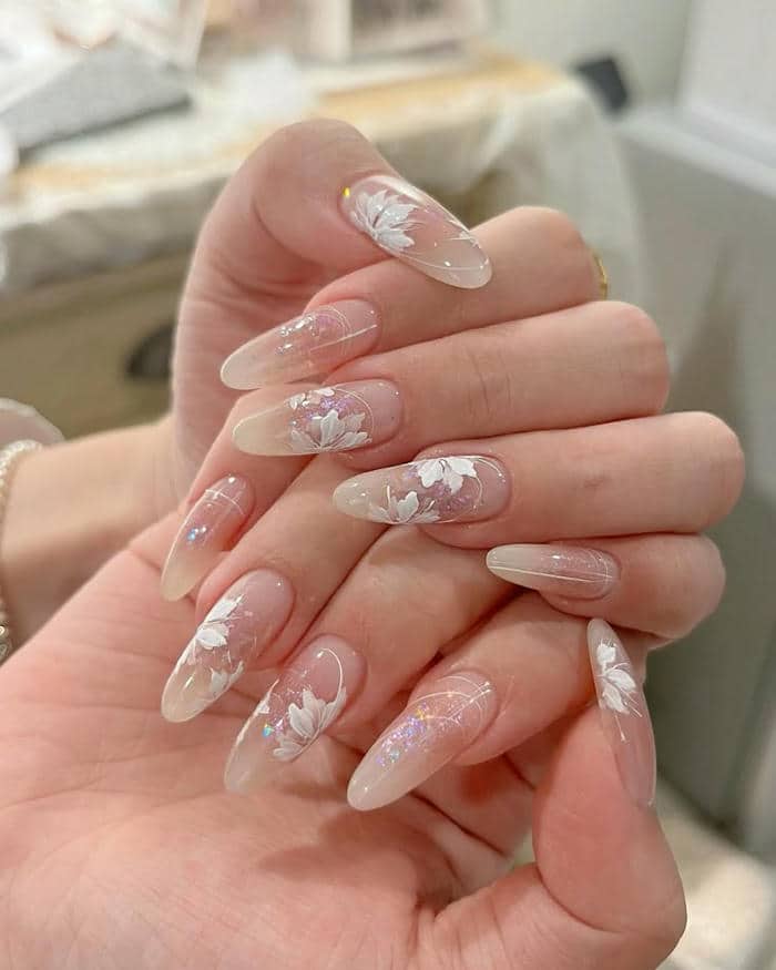 ảnh mẫu nail trong suốt cute
