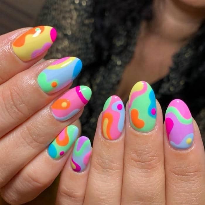 ảnh nail bò sữa nhiều màu
