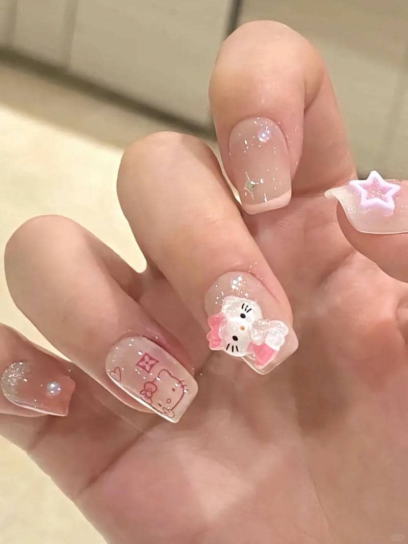 ảnh nail hello kitty móng ngắn cute
