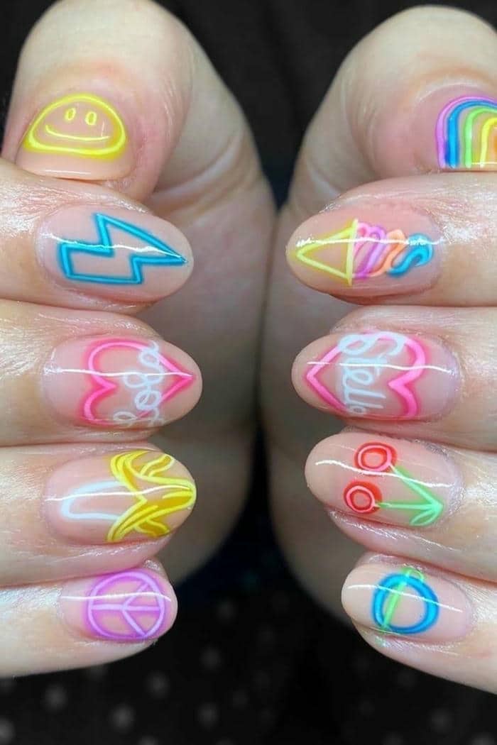 ảnh nail nhiều màu cute