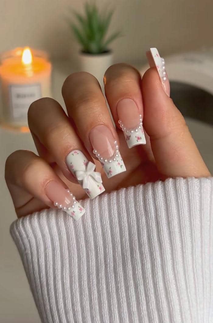 ảnh nail trắng đính nơ