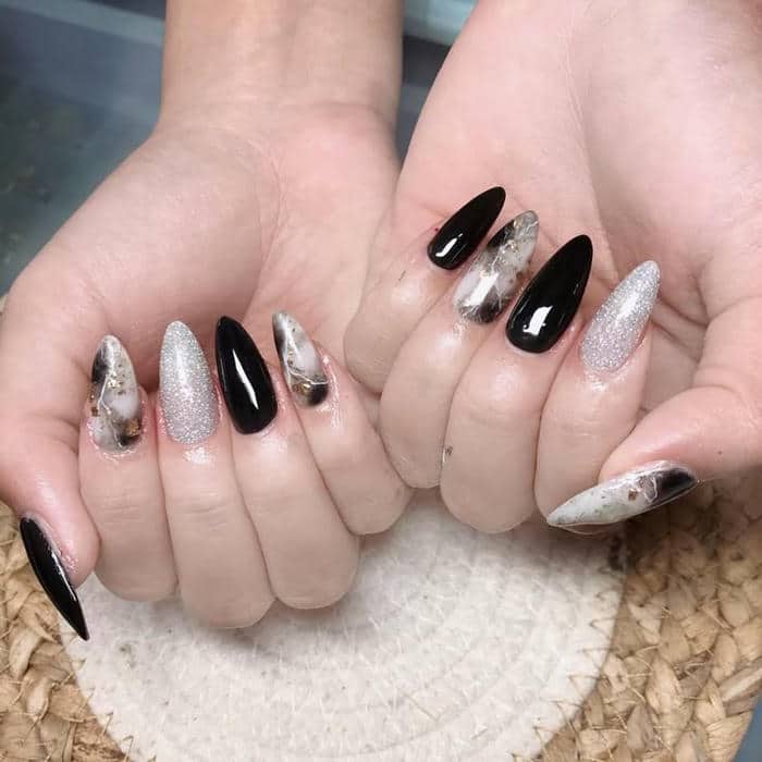 ảnh nail vân đá đen