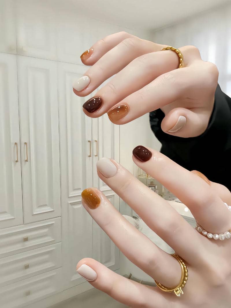 ảnh những mẫu nail đẹp cho móng ngắn