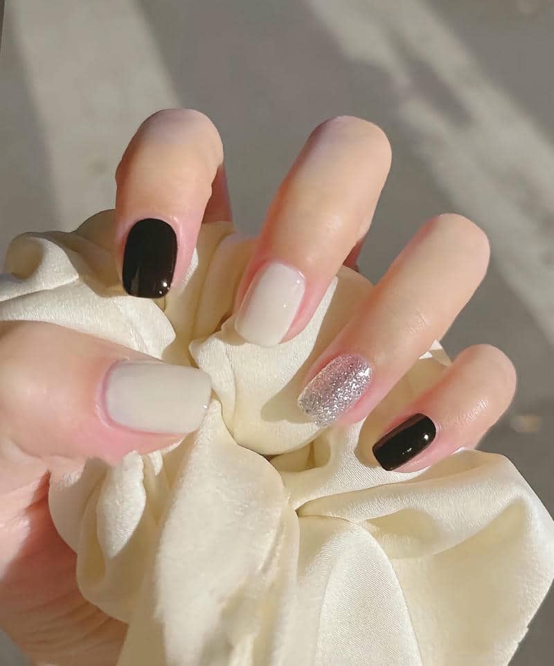 màu nail cho da ngăm đen