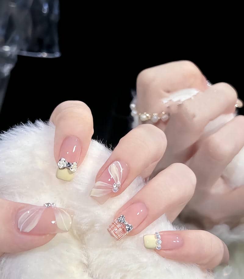 mẫu nail cô dâu hàn quốc