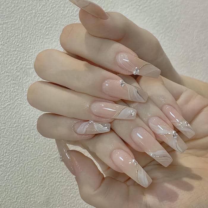 mẫu nail cô dâu xinh