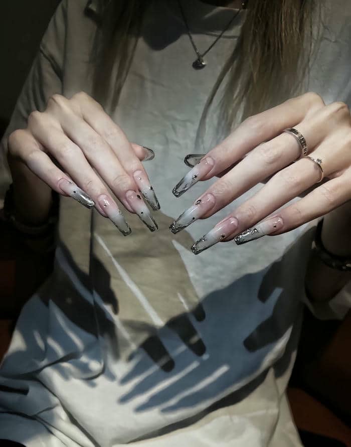 mẫu nail đẹp cá tính