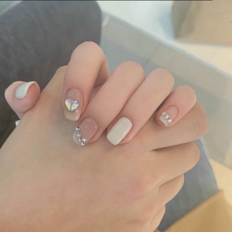mẫu nail đơn giản cho học sinh