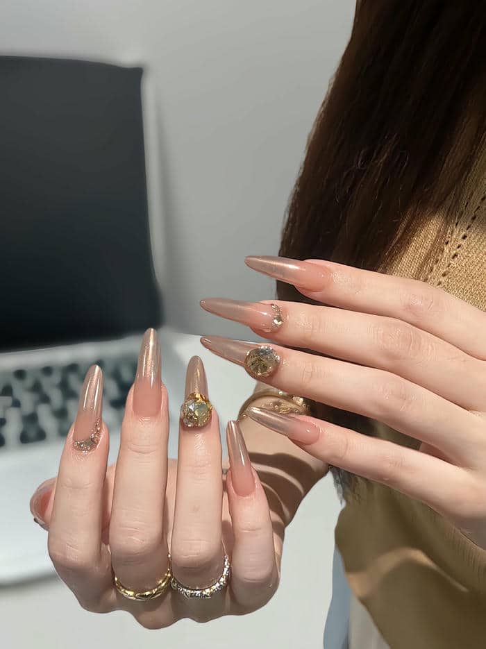 mẫu nail đơn giản sang chảnh