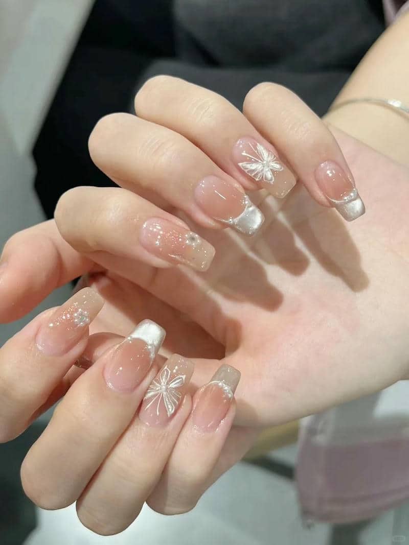 mẫu nail mắt mèo bánh bèo
