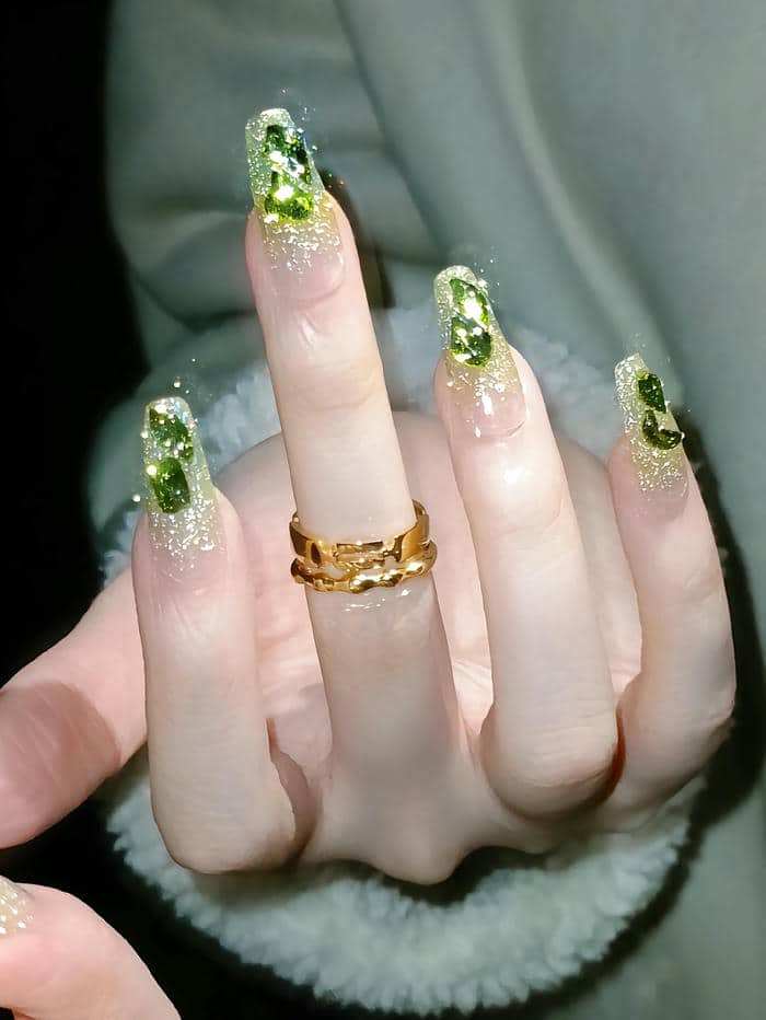 mẫu nail mắt mèo xanh lá