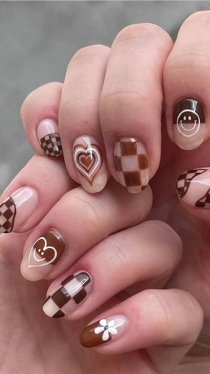 mẫu nail màu nâu cute