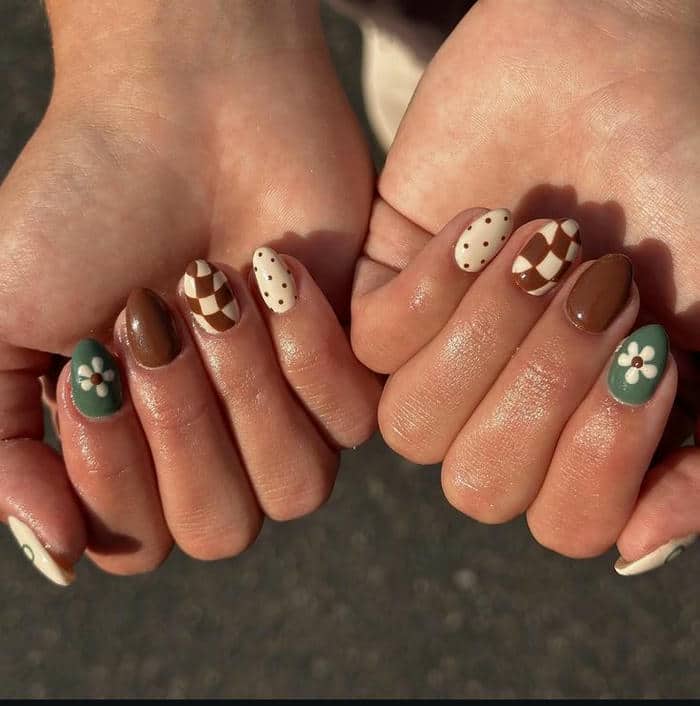 mẫu nail màu nâu đơn giản, cute