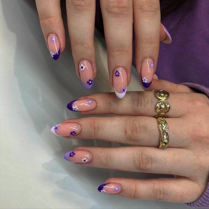 mẫu nail màu tím đơn giản