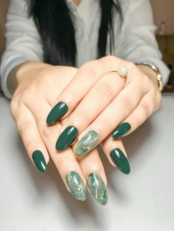 mẫu nail màu xanh ngọc đính đá