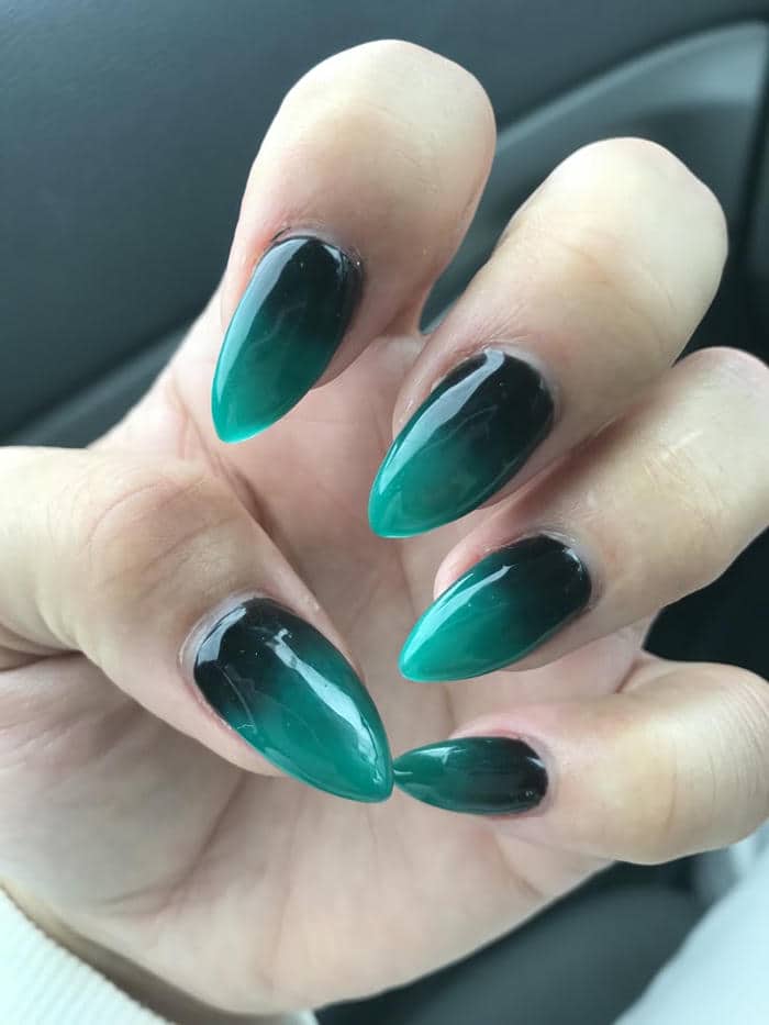 mẫu nail màu xanh ngọc