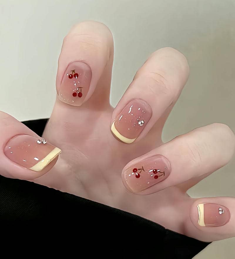 mẫu nail ngắn dễ thương