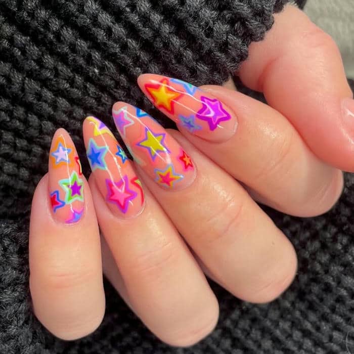mẫu nail nhiều màu cute