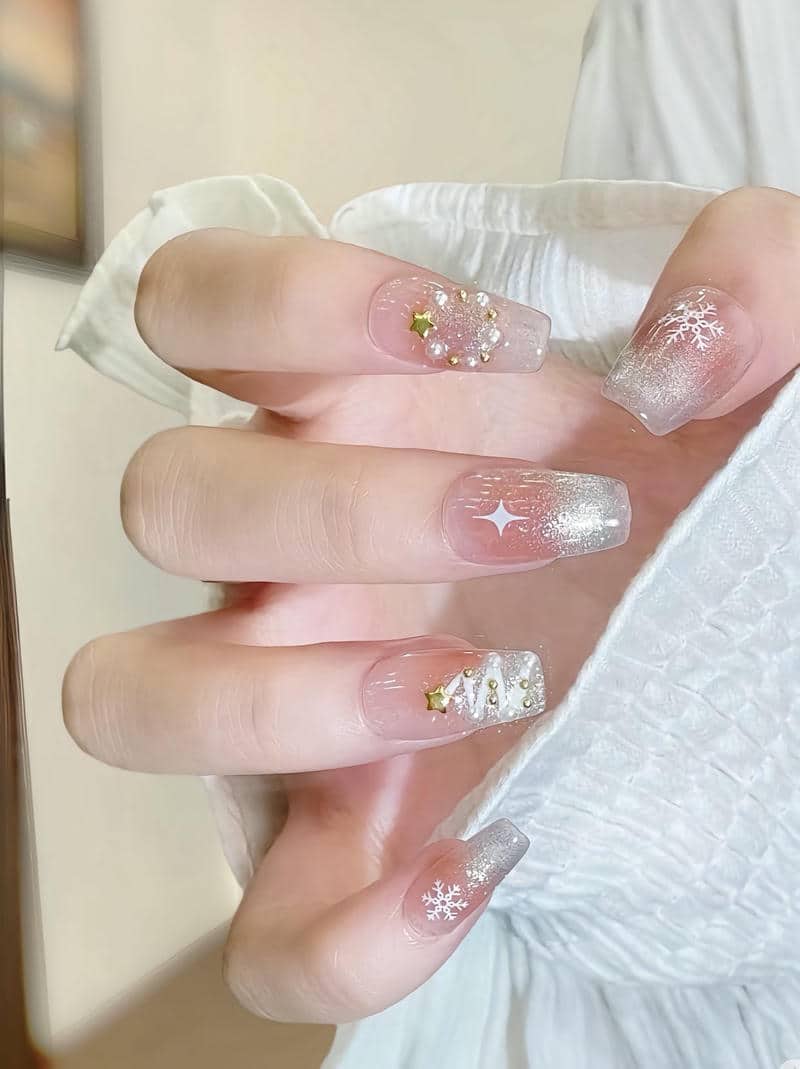 mẫu nail noel sang chảnh