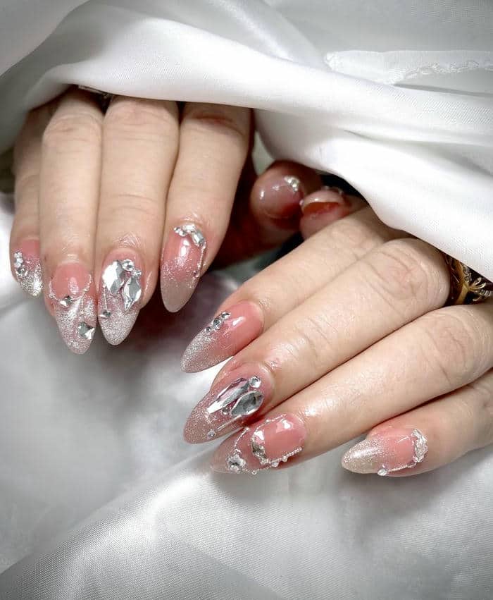 mẫu nail sang chảnh đơn giản