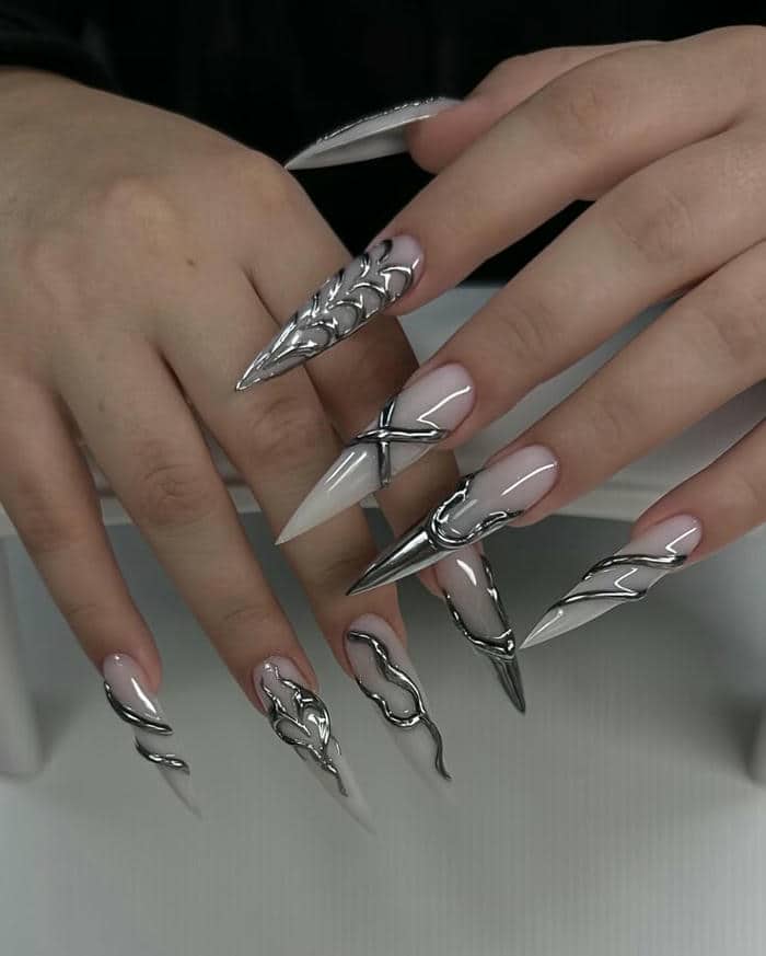 mẫu nail tráng gương cá tính