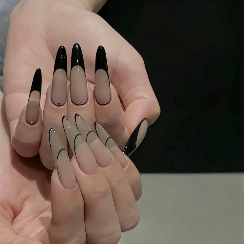 mẫu nail tròn nhọn đơn giản
