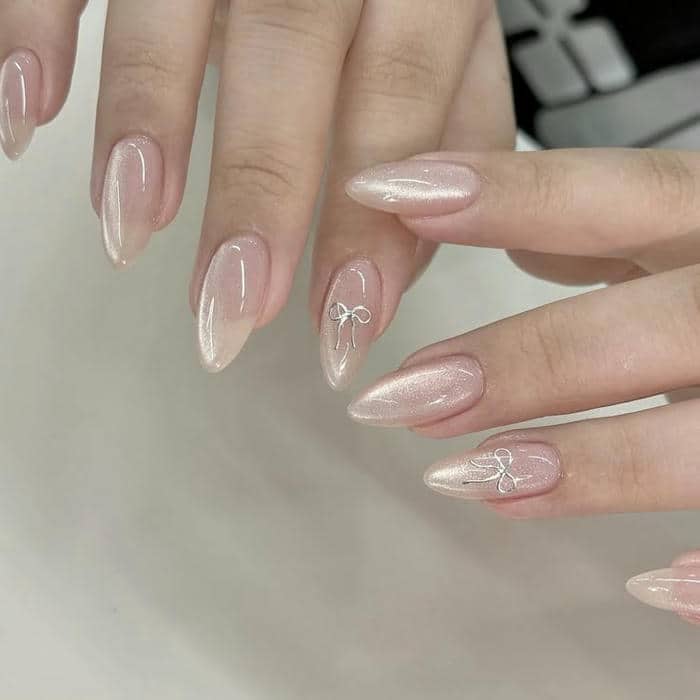 mẫu nail trong suốt đáng yêu