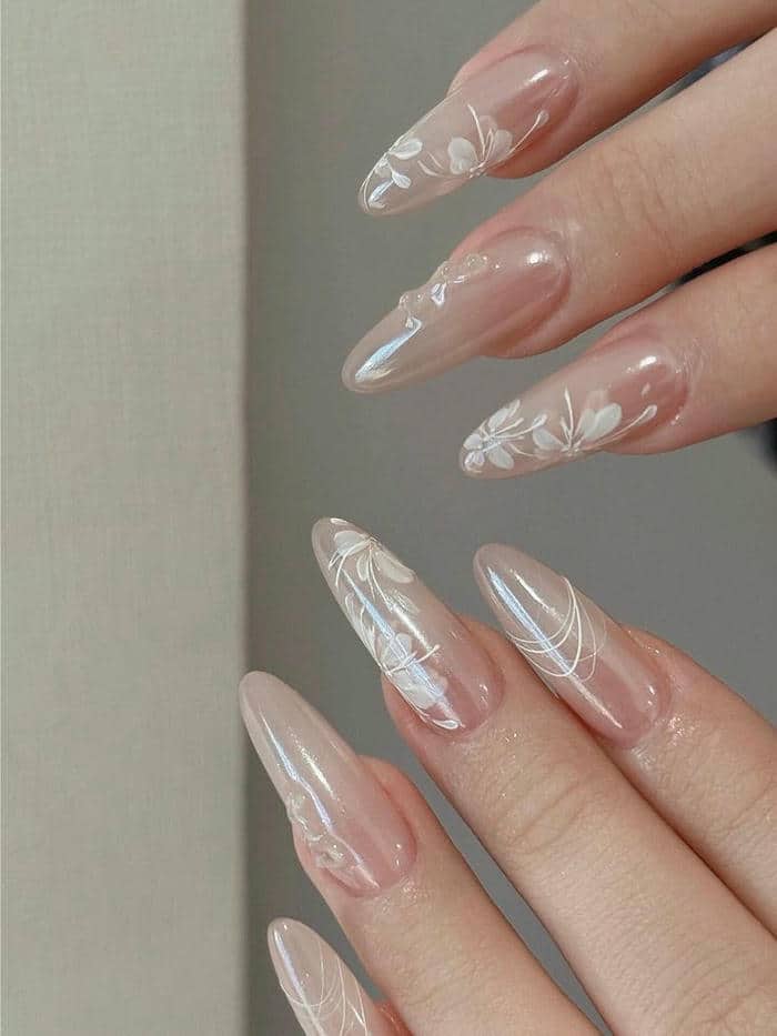 mẫu nail trong suốt vẽ hoa