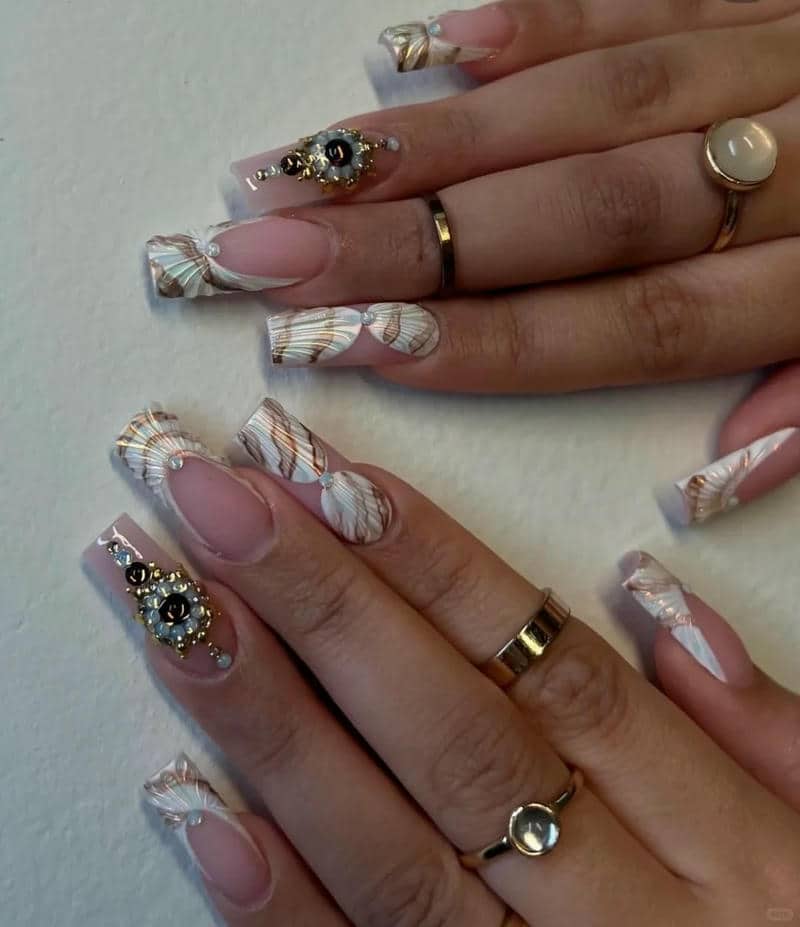 mẫu nail vỏ sò cá tính