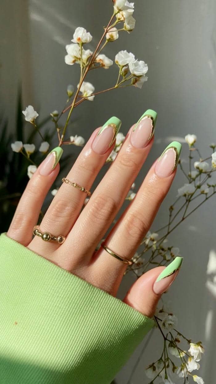 mẫu nail xanh bơ đẹp