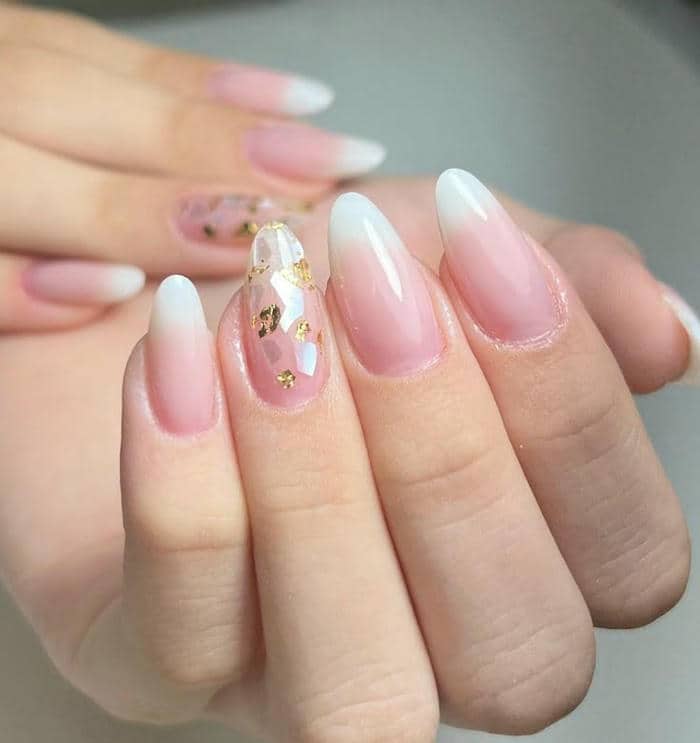 nail ẩn xà cừ nhẹ nhàng