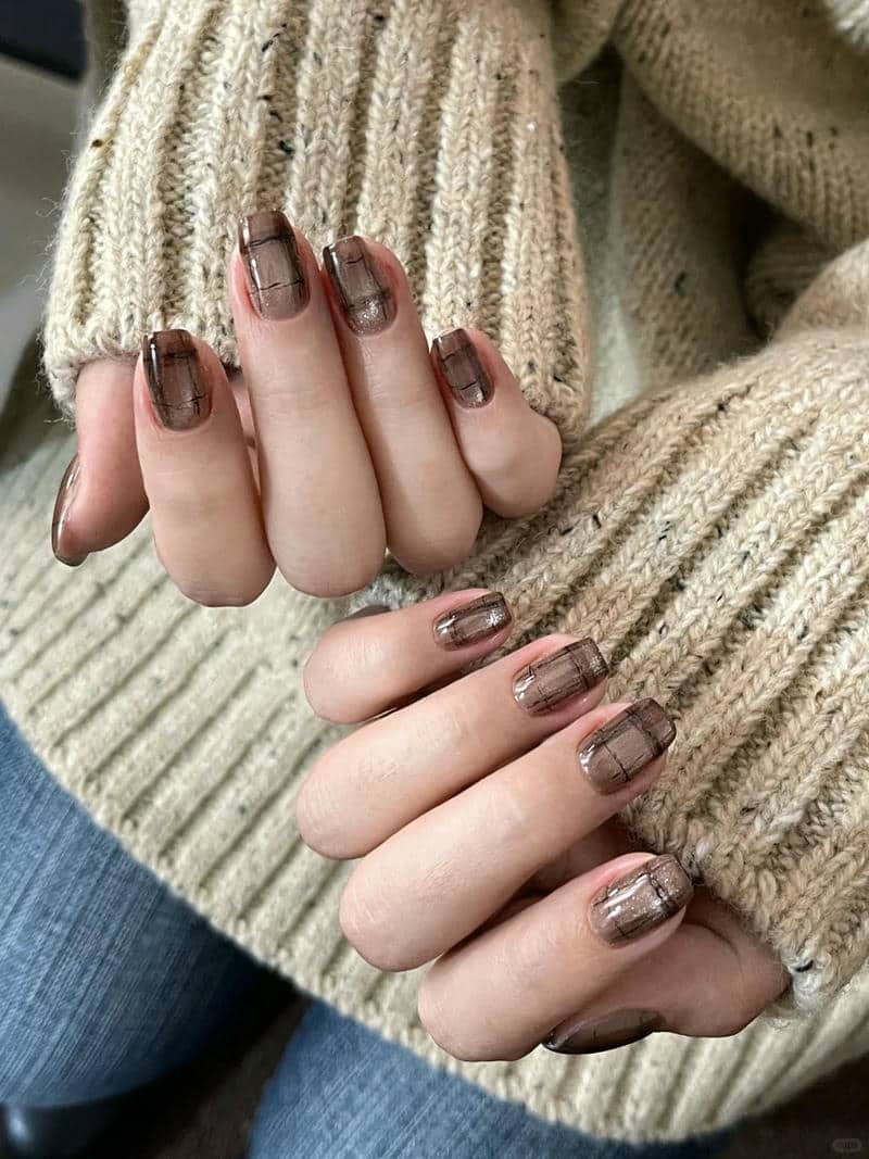 nail caro nâu