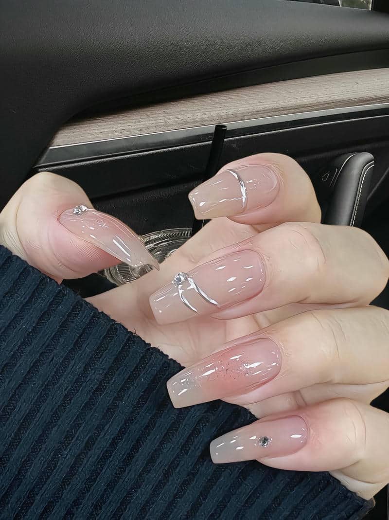 nail cho móng ngắn da ngăm