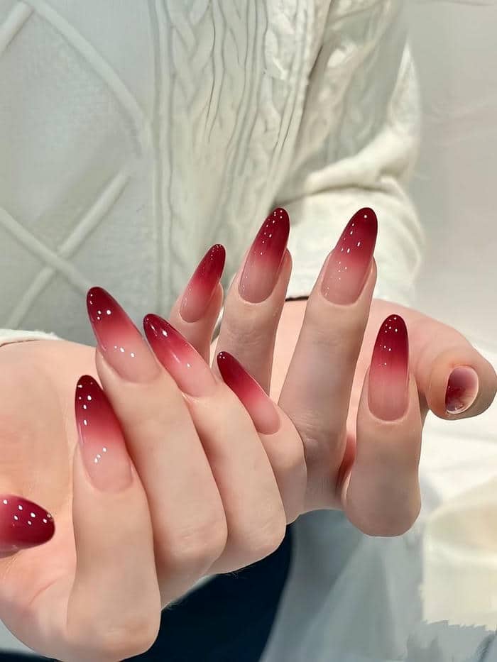 nail đỏ ombre