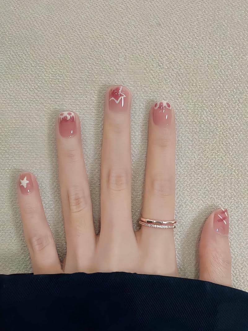 nail đơn giản cho da ngăm