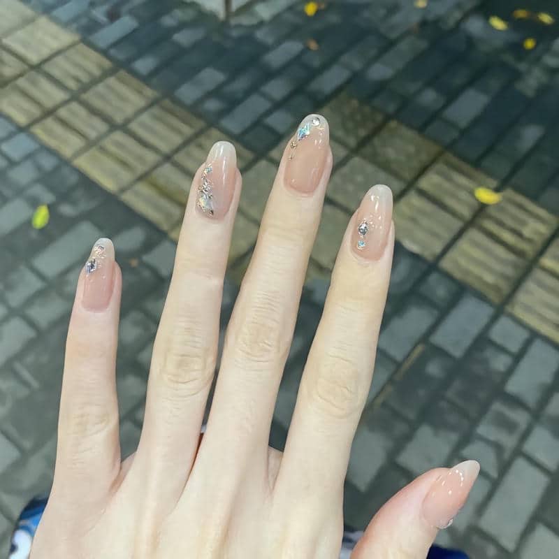 nail đơn giản nhẹ nhàng