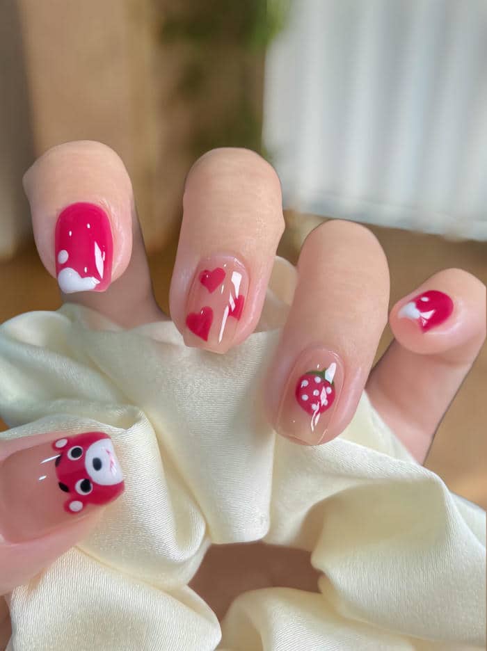 nail gấu dâu đáng yêu
