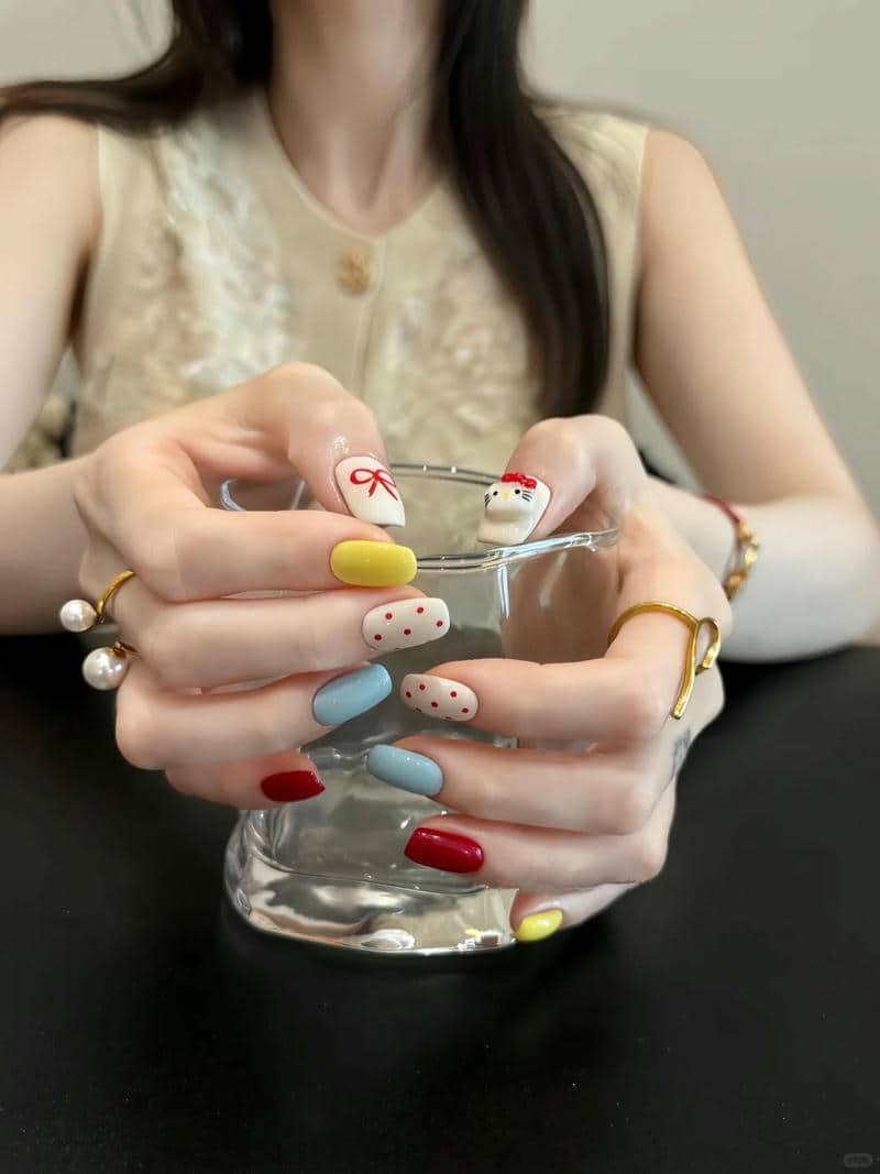 nail hài hước đơn giản
