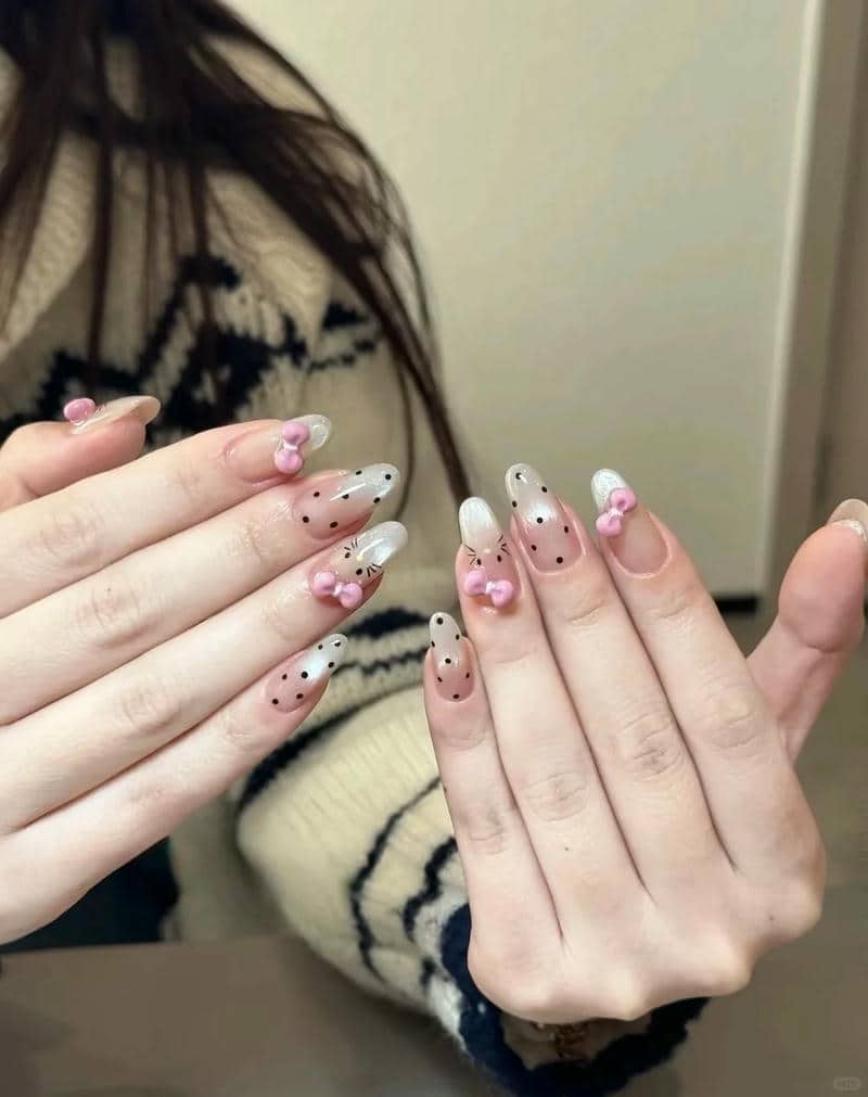 nail hello kitty đơn giản, cute