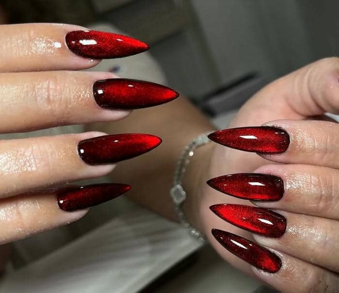 nail mắt mèo đỏ