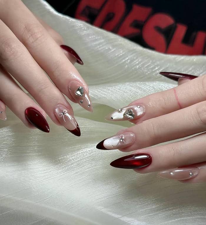 nail màu đỏ đính đá